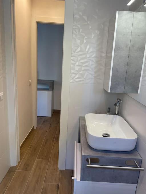 Ferienwohnung Marina House - Iulm Navigli San Paolo Mailand Exterior foto